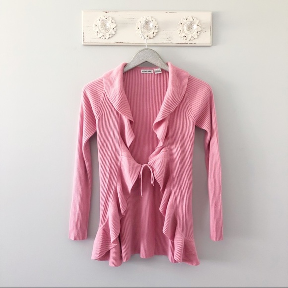 millennial pink sweater